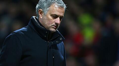 United-Trainer Jose Mourinho sorgt für einen Eklat nach dem Aus in der Champions League.