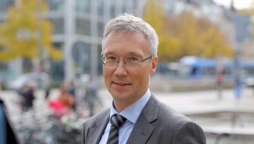 Mobilitätsreferent Georg Dunkel lehnt die Blue Lane ab.