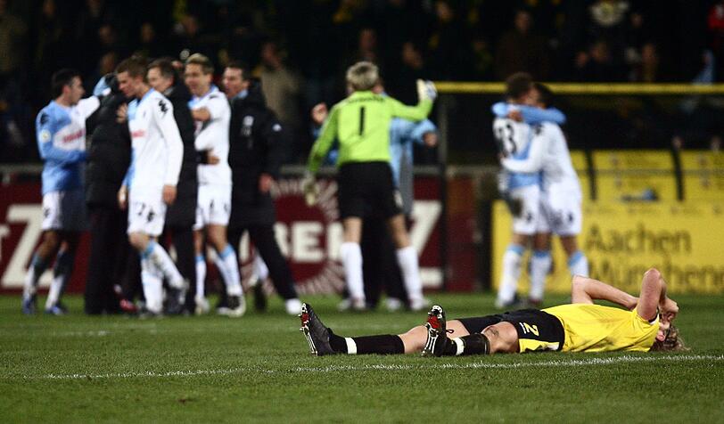 Im DFB-Pokal-Achtelfinale im Januar 2008 trafen die Löwen auf Aachen. Lange Zeit waren sie mit 2:0 zurück, ehe Schwarz, Kucukovic und Johnson in der Schlussphase den Spielverlauf auf den Kopf stellen.