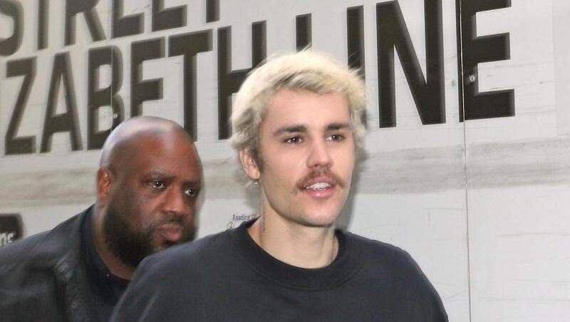 Justin Bieber auf dem Weg zum Londoner Club Tape. Justin Bieber auf dem Weg zum Londoner Club Tape.