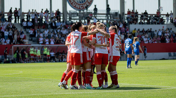 Durften elf Mal jubeln: Die Frauen des FC Bayern.