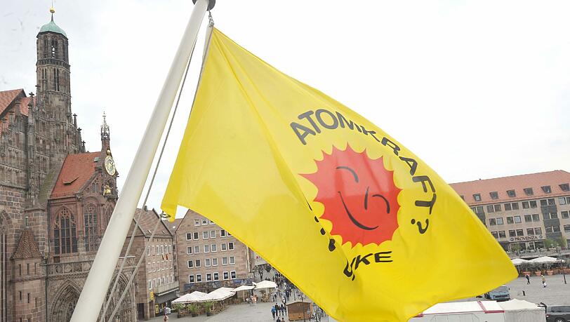Das Ende ist besiegelt, die Proteste hatten Erfolg: Deutschland steigt aus der Atomkraft aus. Das Ende ist besiegelt, die Proteste hatten Erfolg: Deutschland steigt aus der Atomkraft aus.