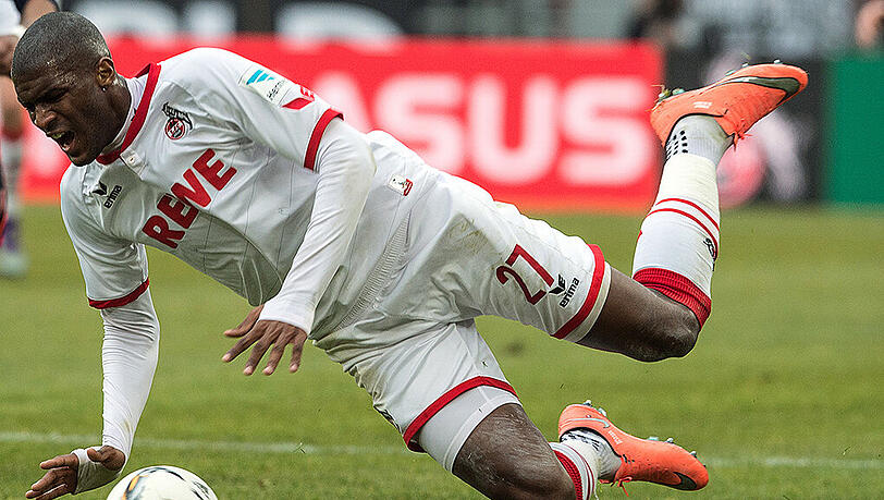 Nach Angaben des Vereins wurde Kölns Angreifer Anthony Modeste in einem Zweikampf mit Abwehrspieler Dominic Maroh am Sprunggelenk getroffen. Nach Angaben des Vereins wurde Kölns Angreifer Anthony Modeste in einem Zweikampf mit Abwehrspieler Dominic Maroh am Sprunggelenk getroffen.
