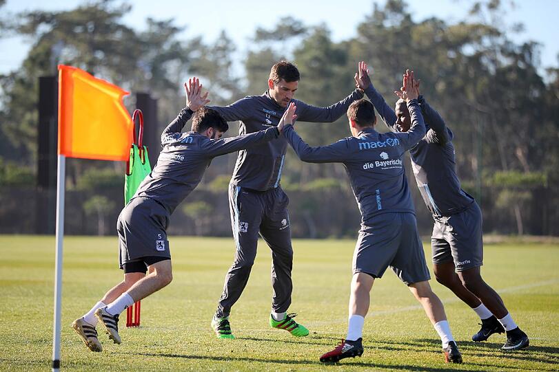 Die Bilder vom Dienstagstraining der Löwen in Troia.