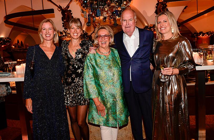 Julia Dengler, Simone Werle, Marianne und Wolfgang Wille sowie Ellen Ruthrof