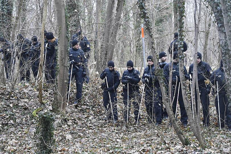 Die Polizei sucht fieberhaft nach dem Täter.
