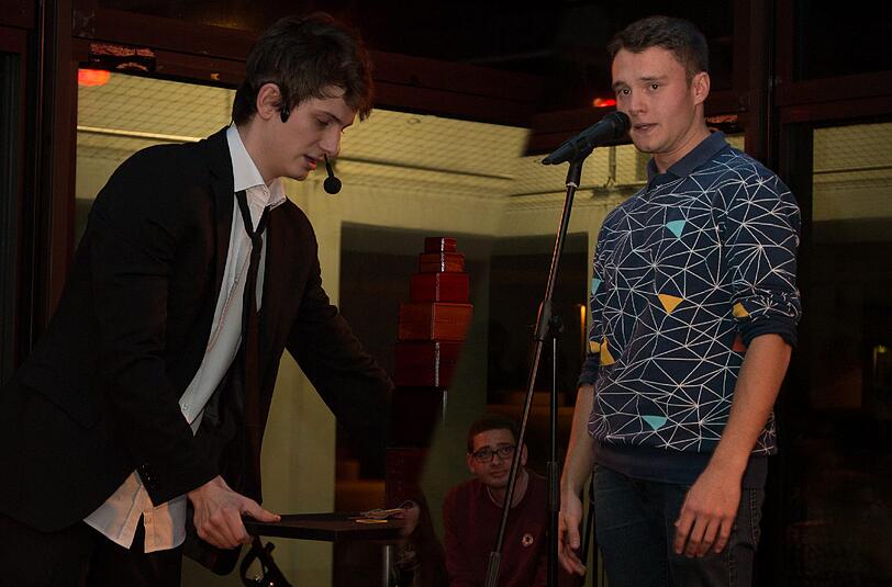 Die Finalisten des ComOly 2014: Max Olbrich (l.) und Dominik Erhart.
