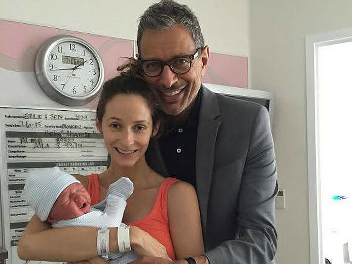 Strahlende Eltern: Jeff Goldblum, seine Frau Emilie und ihr Sohn Charlie