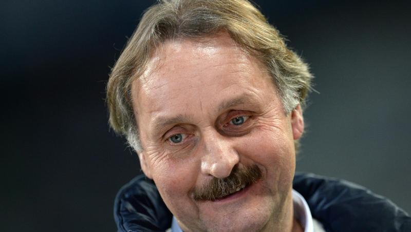 Peter Neururer ist jetzt Botschafter der Björn Steiger Stiftung gegen den Herztod. Peter Neururer ist jetzt Botschafter der Björn Steiger Stiftung gegen den Herztod.