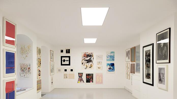 In der Galerie Tanit wird aktuell die Ausstellung "Paper Trail" gezeigt.