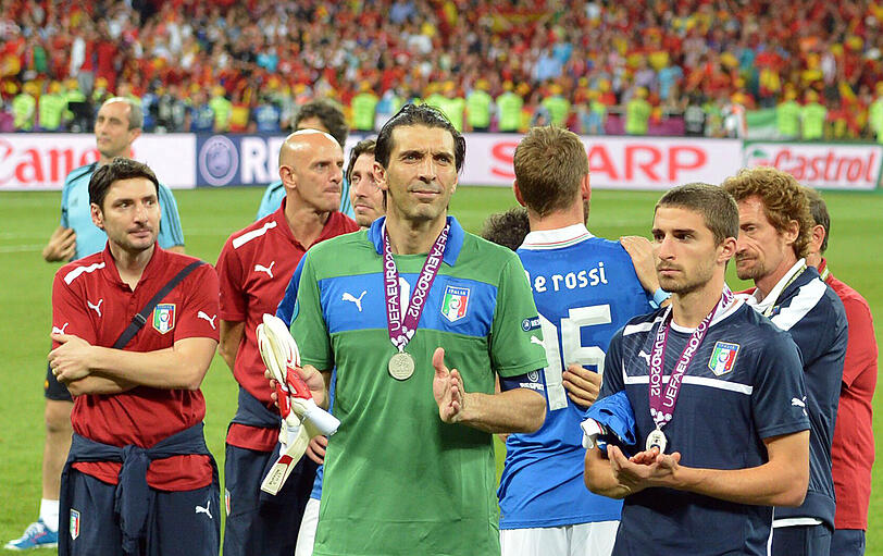 Jubel bei den Spaniern - Entsetzen bei den Italienern. Die Bilder nach dem 4:0-Endspielerfolg der Del Bosque-Elf.