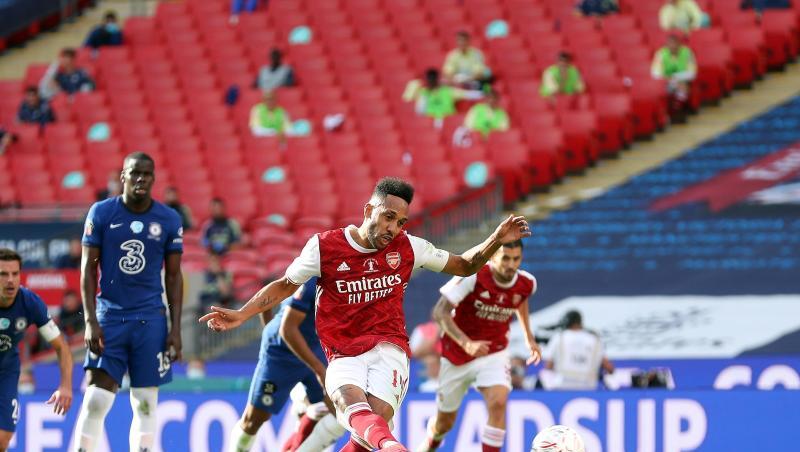 Pierre-Emerick Aubameyang (M) hatte den FC Arsenal zum FA-Cup-Sieg geschossen. Pierre-Emerick Aubameyang (M) hatte den FC Arsenal zum FA-Cup-Sieg geschossen.