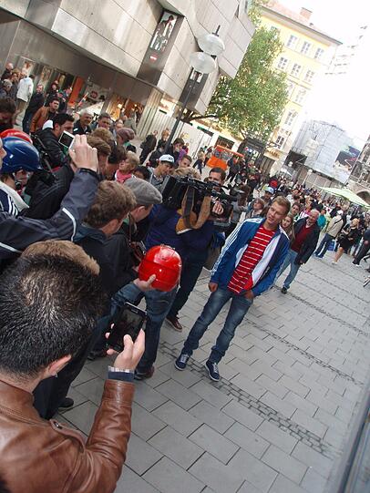 David Alaba und Holger Badstuber machen bei einem Videodreh München unsicher.