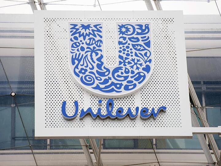 Bis zum Jahresende will der Konsumgüterriese Unilever keine US-Werbung mehr bei Facebook und seiner Tochter Instagram schalten.