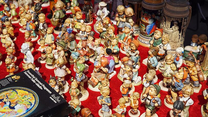 Von Ramsch bis Kult: Der Flohmarkt auf der Theresienwiese bietet für Jäger und Sammler eine große Auswahl.