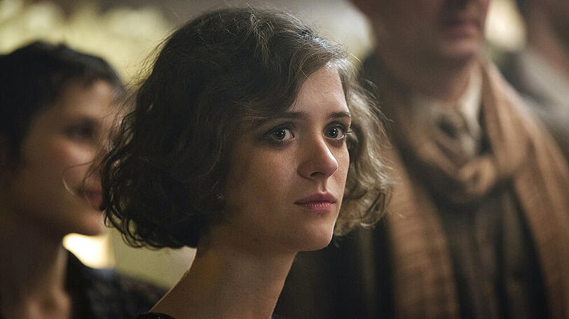 Liv Lisa Fries als Charlotte in Staffel drei von "Babylon Berlin".