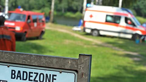 Sechs Menschen sind am Wochenende bei Badeunfällen ums Leben gekommen.