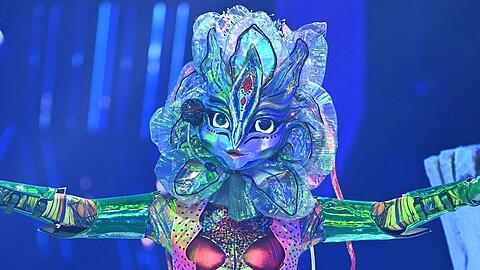 Galax'sis ist wegen einer Corona-Infektion am Samstag (26.3.) nicht in "The Masked Singer" dabei.