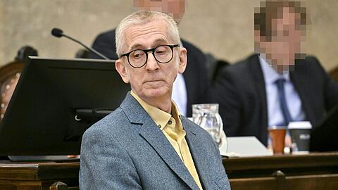 Kabarettist G&uuml;nther Paal ist in dem Prozess einer von insgesamt drei Angeklagten.
