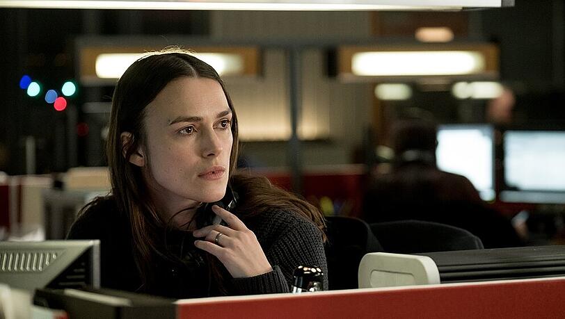Katharine Gun (Keira Knightley) arbeitet als Übersetzerin beim britischen Nachrichtendienst GCHQ. Katharine Gun (Keira Knightley) arbeitet als Übersetzerin beim britischen Nachrichtendienst GCHQ.