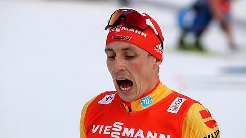 Eric Frenzel aus Deutschland reagiert im Ziel.
