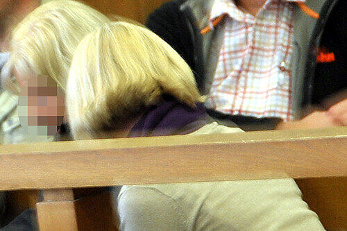 War jahrelang traumatisiert nach dem Überfall: Die entführte Forchheimerin (58) verfolgte den Ausgang des Prozesses nach ihrer Aussage auf der Zuhörerbank.
