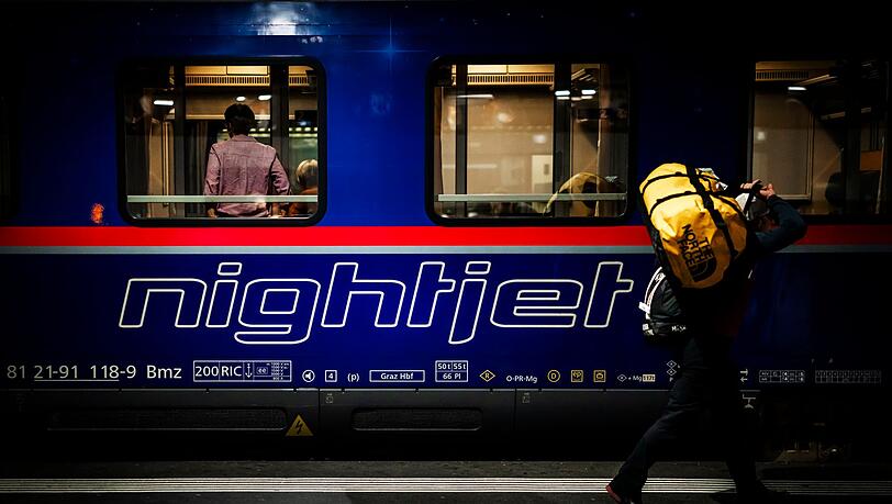 Die Fahrg&auml;ste des Nachtzugs blieben bei der Schnellbremsung unverletzt. (Symbolbild)