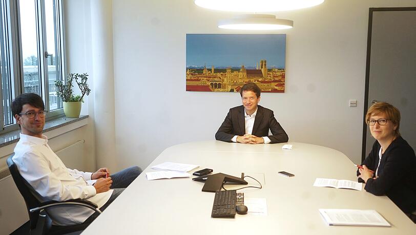 Florian Bieberbach beim Interview in der SWM-Zentrale. Natürlich mit Corona-Abstand. Florian Bieberbach beim Interview in der SWM-Zentrale. Natürlich mit Corona-Abstand.