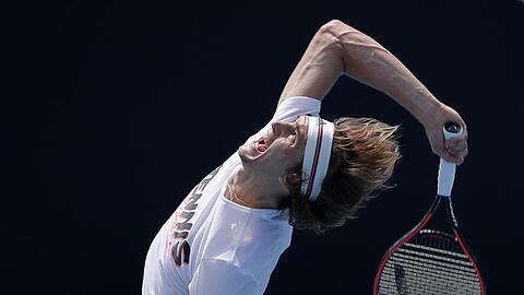 Im Training hat Alexander Zverev keine Probleme mit dem Aufschlag.