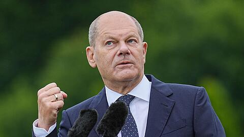 Bundeskanzler Olaf Scholz (SPD) spricht.