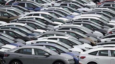 Vor allem neue Elektroautos werden derzeit viel verkauft - Grund d&uuml;rfte eine Pr&auml;mie des Bundes sein. (Symbolbild)