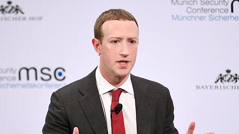 Nach Ansicht von Mark Zuckerberg wird in zehn Jahren jeder zweite Mitarbeiter nicht im Büro arbeiten.