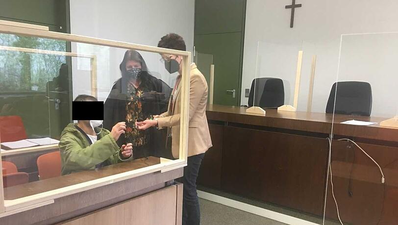 Der Angeklagte beim Prozess.
