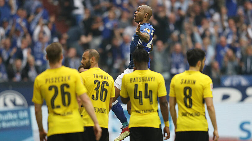 PLATZ 12 - BORUSSIA DORTMUND: Trotz einer sportlich durchwachsenen Saison konnten die Dortmunder ihren Markenwert um 13 Prozent auf 587 Millionen US-Dollar steigern und sind die Nummer zwei in der Bundesliga.
