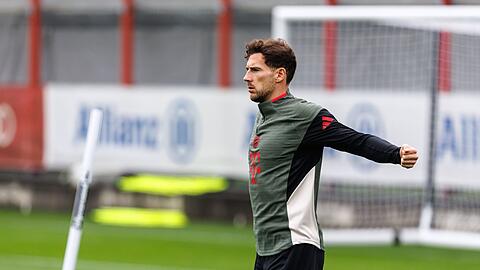 Freut sich nach dem Training im kühlen München auf Sonne in Zypern: Leon Goretzka. Freut sich nach dem Training im kühlen München auf Sonne in Zypern: Leon Goretzka.