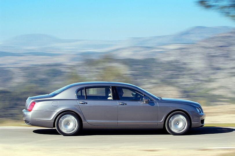 Der "Flying Spur" ist eine der schnellsten Limousinen der Welt: 320 km/h in der Spitze.