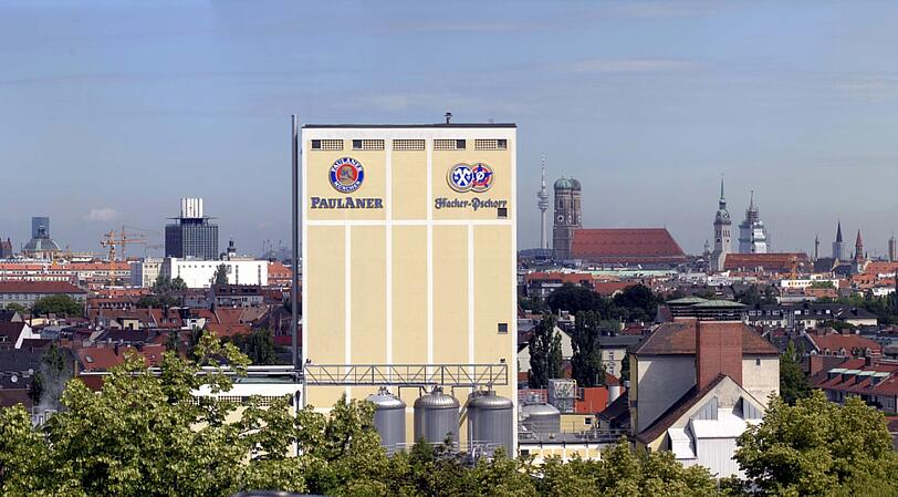 Bilder: Der Blick auf das traditionsreiche Gelände der Paulaner Brauerei auf dem Nockherberg in München.