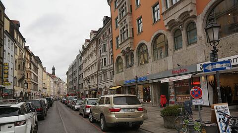 Wird die Sendlinger Straße irgendwann eine autofreie Zone sein? Es gibt durchaus Skeptiker...