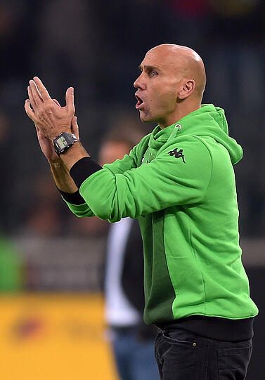 Motivator: In seinem ersten Spiel als Gladbach-Coach feierte Andre Schubert sogleich einen 4:2-Erfolg über den FC Augsburg.