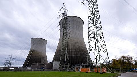 Die Kühltürme ragten 160 Meter in den Himmel. (Archivbild)