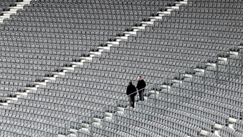 Die Ausbreitung des neuartigen Coronavirus könnte nun auch für den deutschen Sport große Konsequenzen haben.