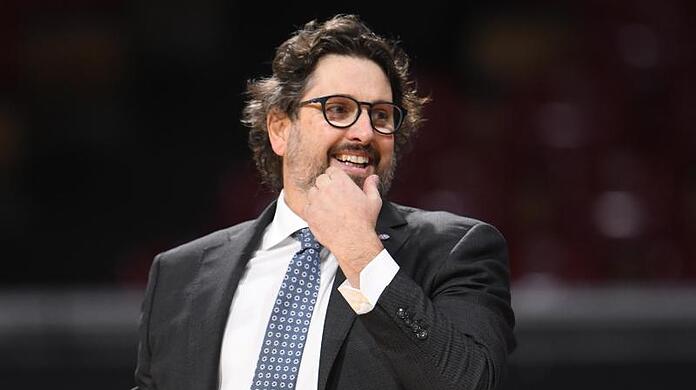Bayern-Trainer Andrea Trinchieri war mit einer Geldstrafe und einer Sperre von einem Spiel sanktioniert worden.