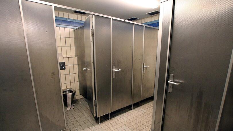 In dieser Toilette im Marienplatz-Untergeschoss wurde die Frau überfallen.
