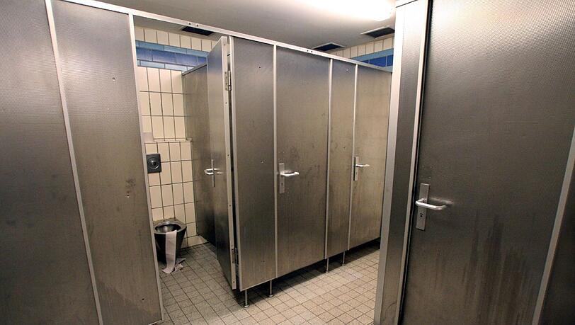 In dieser Toilette im Marienplatz-Untergeschoss wurde die Frau überfallen.