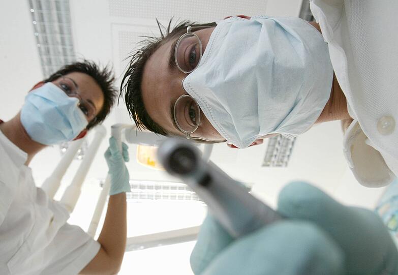 Was muss ich beim Zahnarztbesuch beachten? Darum geht's bei einem Vortrag im Gesundheitsladen.