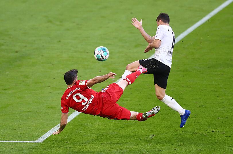 38. Saisontor: Das 3:0 ist ein absolutes Traumtor. Lewandowski mit einem Seitfallzieher. Herrlich. Schön. Lewandowski halt.