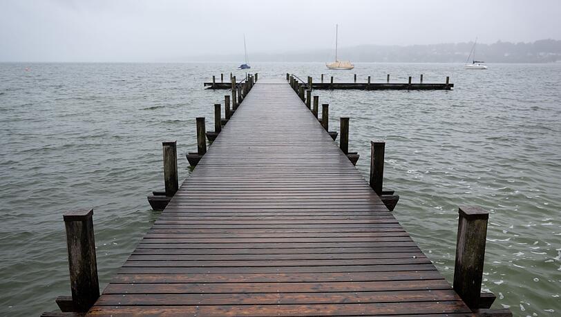 Ein herrenloser Koffer am Starnberger See sorgt f&uuml;r Aufregung. (Symbolbild)