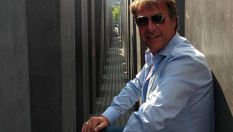 Ob Patrick Lindner bei diesem Bild überhaupt nachgedacht hat? Ob Patrick Lindner bei diesem Bild überhaupt nachgedacht hat?