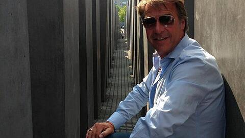 Ob Patrick Lindner bei diesem Bild überhaupt nachgedacht hat?
