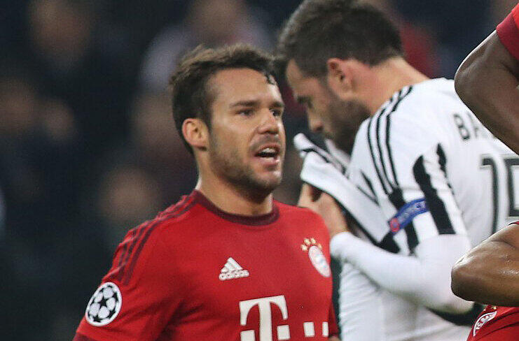 Bernat: Note 3. Sicherte Costa auf links ab. Guter Aufsetzer, den Buffon parierte. Stets zuverlässig im Aufbau. Machte Platz für Benatia.